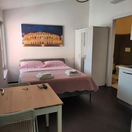 Flat 1 Verona